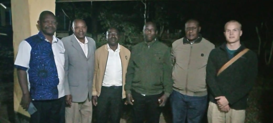 Jeppe with members of the local committee in Kitheuni